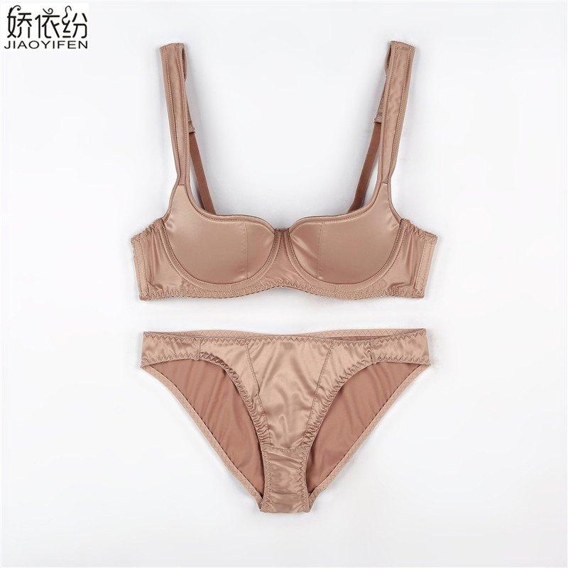 Noua Europa Lenjerie de corp sexy pentru femei Set de sutien ultra subțire Set de sutien cu jumătate de cupă netedă și confortabilă Set de sutien pentru fete sexy Seturi de sutien cu cupă mare