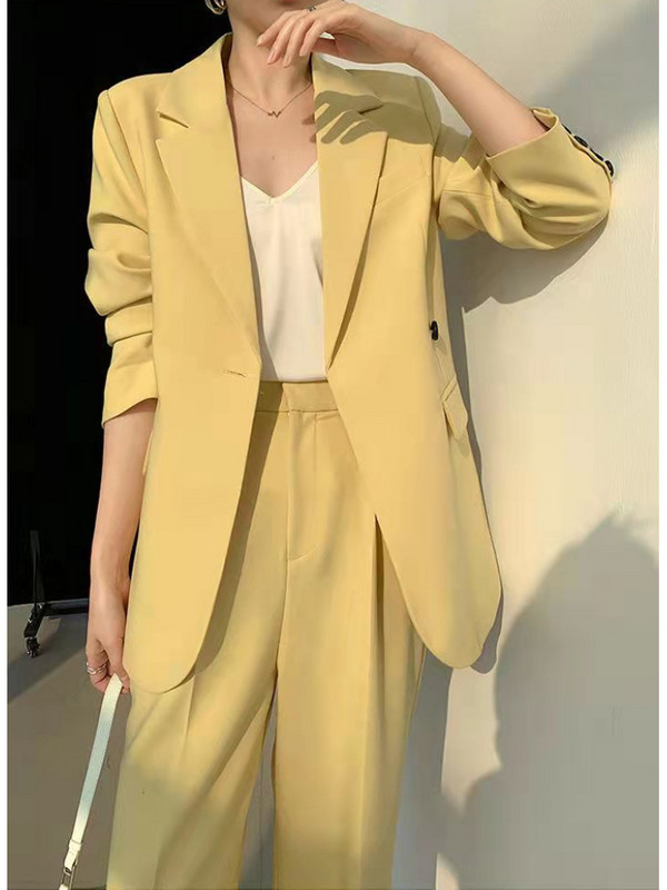 Costumul pantaloni de afaceri vintage pentru femei Blazer galben cu nasturi ocazional cu pantaloni largi Set 2 piese Moda coreeană șic ținută formală