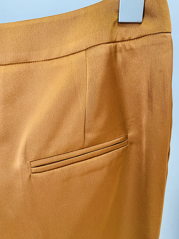 VISOKOKVALITETAN novi modni dizajnerski komplet odijela za 2022., ženski komplet hlača sa satenskim svilenim sakoom s dvostrukim kopčanjem na revere