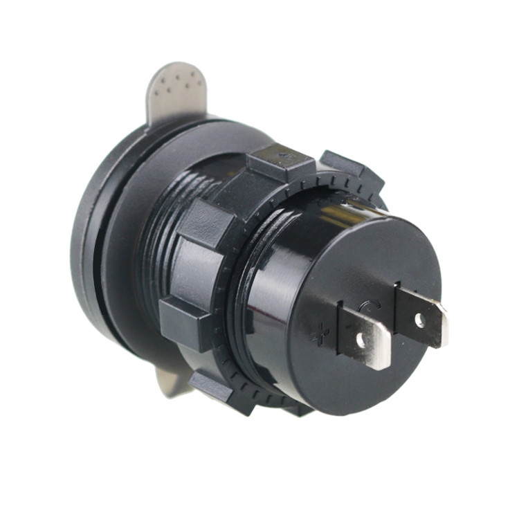 Quick Charge 3.0 USB utičnica za auto punjač Voltmetar s digitalnim zaslonom USB utičnica za punjač s prekidačem ON-OFF za automobil motocikl ATV