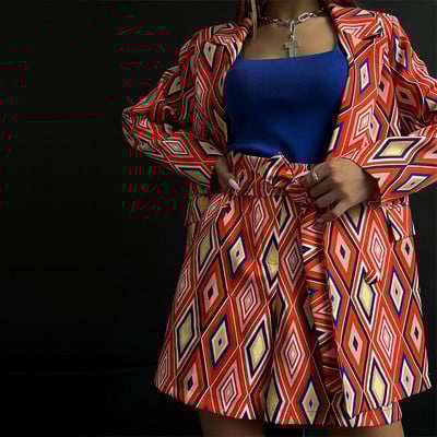 CM.YAYA Rhombus Geometric Streetwear Дамски комплект Блейзър с дълъг ръкав Свободни къси костюми Офис дамски анцуг Комплект от две части