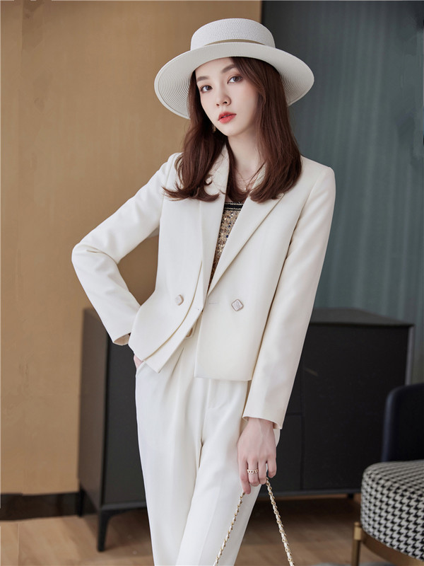 Costume cu pantaloni alb, elegant, elegant, pentru femei, blazer și pantaloni crop coreeani, ansamblu cu mâneci lungi, blazer decupat, set în două piese, ținută