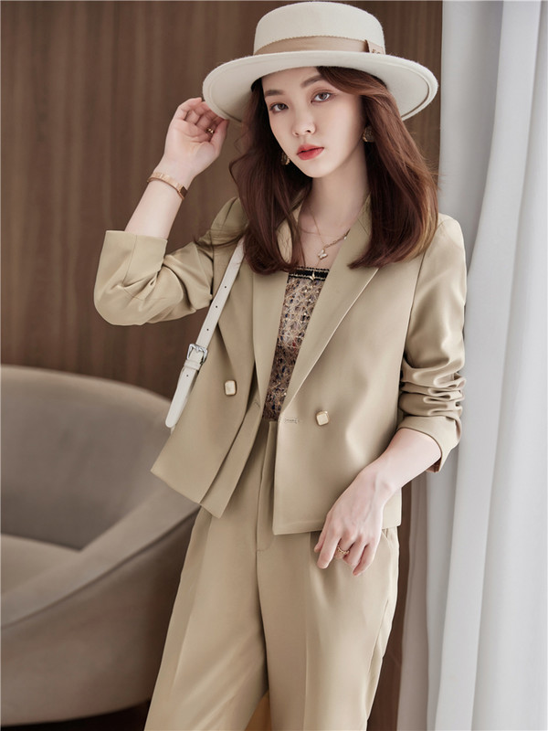 Costume cu pantaloni alb, elegant, elegant, pentru femei, blazer și pantaloni crop coreeani, ansamblu cu mâneci lungi, blazer decupat, set în două piese, ținută