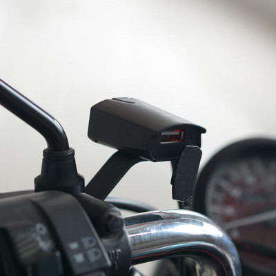 Kiire Laev! Must 1,2A veekindel ühe USB-telefoni mobiiltelefoni laadija pistikupesa 8-32 V autopaadi jaoks mõeldud ATV RV mootorratta jaoks