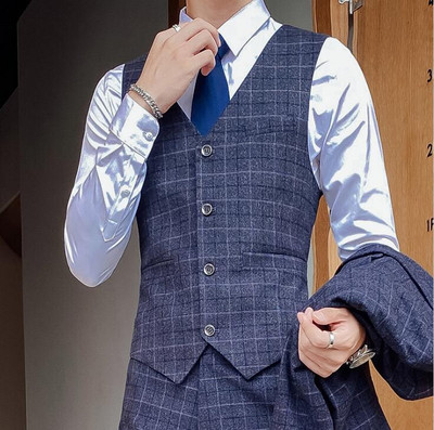 Szürke csíkos kockás öltöny három részes férfi üzleti irodai ruha és nadrág mellény Divat karcsú Terno Masculino