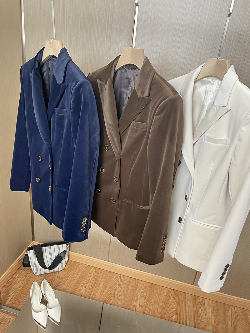 Női gyöngyláncdísz, kétsoros, hosszú ujjú blézer vagy elasztikus deréknadrág női öltöny