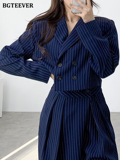 BGTEEVER Vintage bő csíkos nadrágok öltönyök női duplasoros rövid dzsekik és széles szárú nadrágok női 2 részes blézer szett