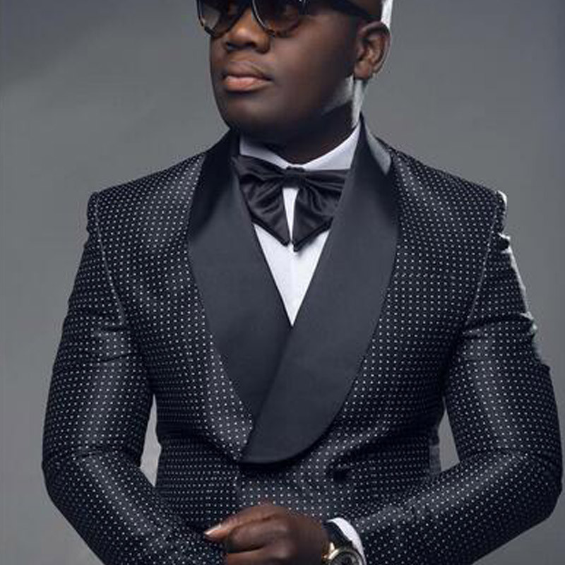 Fekete kockás pöttyös férfi öltönyök, dupla mellű esküvői karcsú, vőlegény szmoking, kétrészes szett kabát nadrág divat jelmez