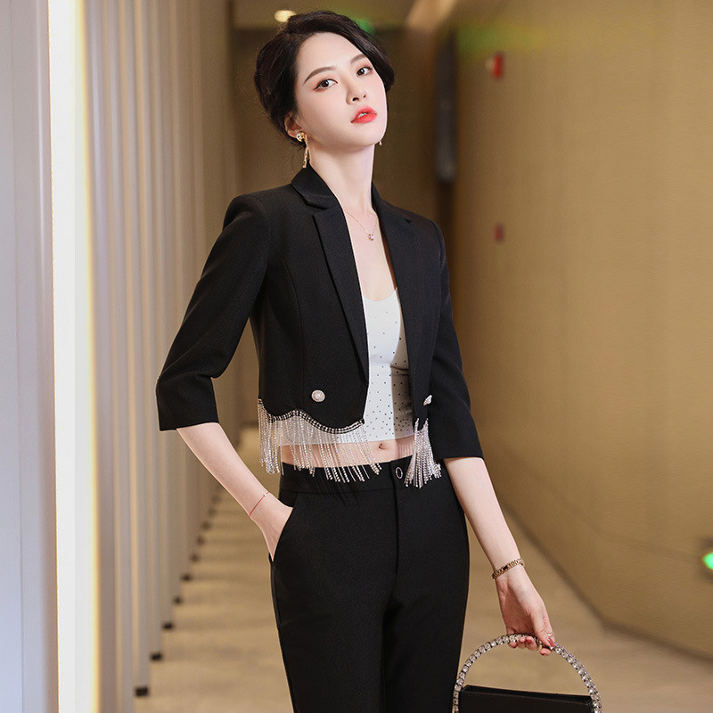 Fekete vékony női öltöny nyári felsőkategóriás temperamentum divatos vékony rövid blézer és nadrág szett irodai női munkaruha