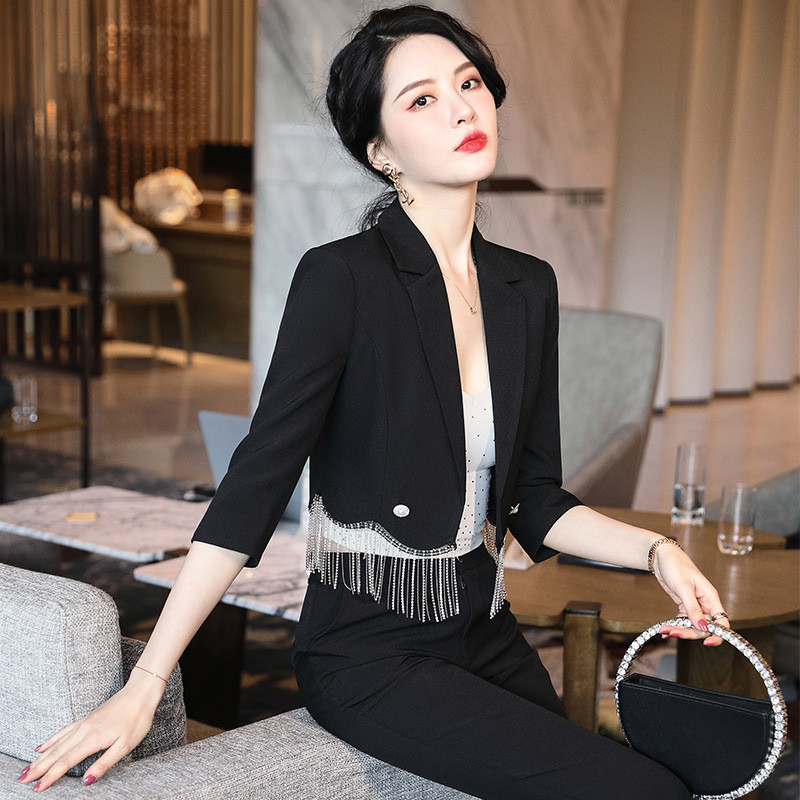 Fekete vékony női öltöny nyári felsőkategóriás temperamentum divatos vékony rövid blézer és nadrág szett irodai női munkaruha