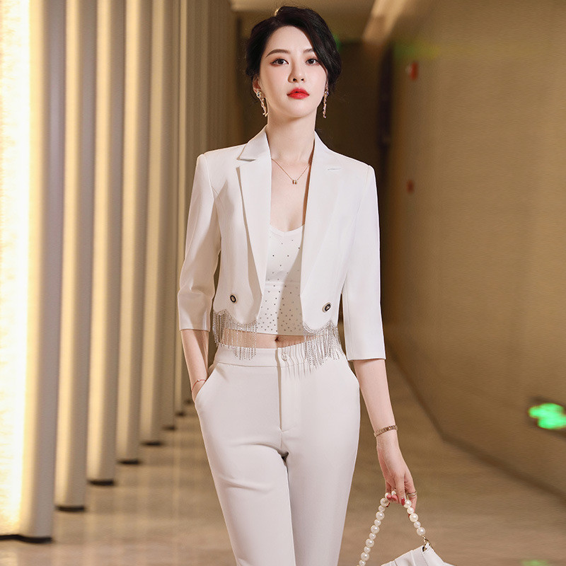 Fekete vékony női öltöny nyári felsőkategóriás temperamentum divatos vékony rövid blézer és nadrág szett irodai női munkaruha