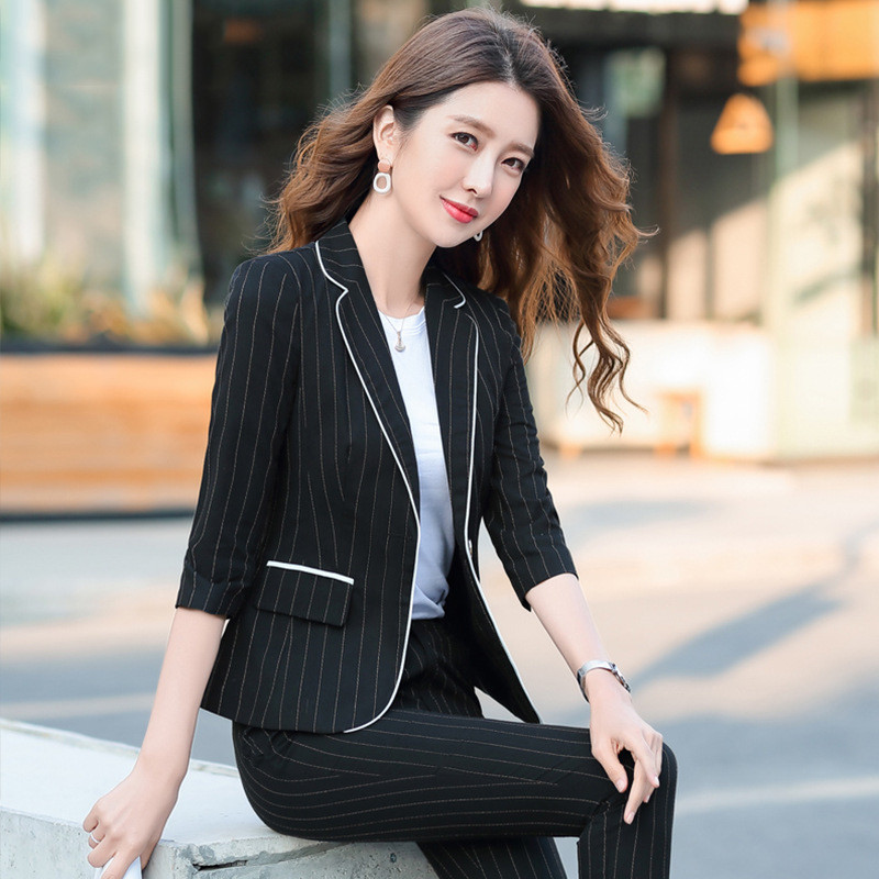 Femei coreeană de vară în dungi, elegantă, cu jumătate de mânecă, blazer mic, scurt, jachetă subțire și pantaloni creion, ocazional, pentru birou, set de 2 piese