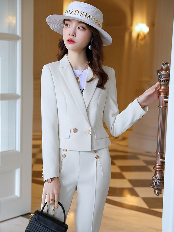 Divat, női, vékony, formális nadrágkosztüm, fehér, kék, sárga, üzleti interjú, munkaruha, rövid blézer és nadrág, 2 részes szett