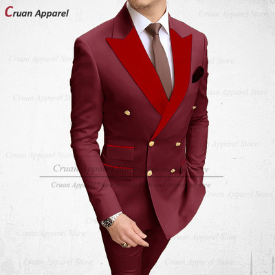 2022 Stílusos esküvői férfi fehér öltöny szett karcsú szabású vőlegény vőlegény szmoking méretre szabott plusz méretű piros bársony hajtóka blézer nadrág 2 db