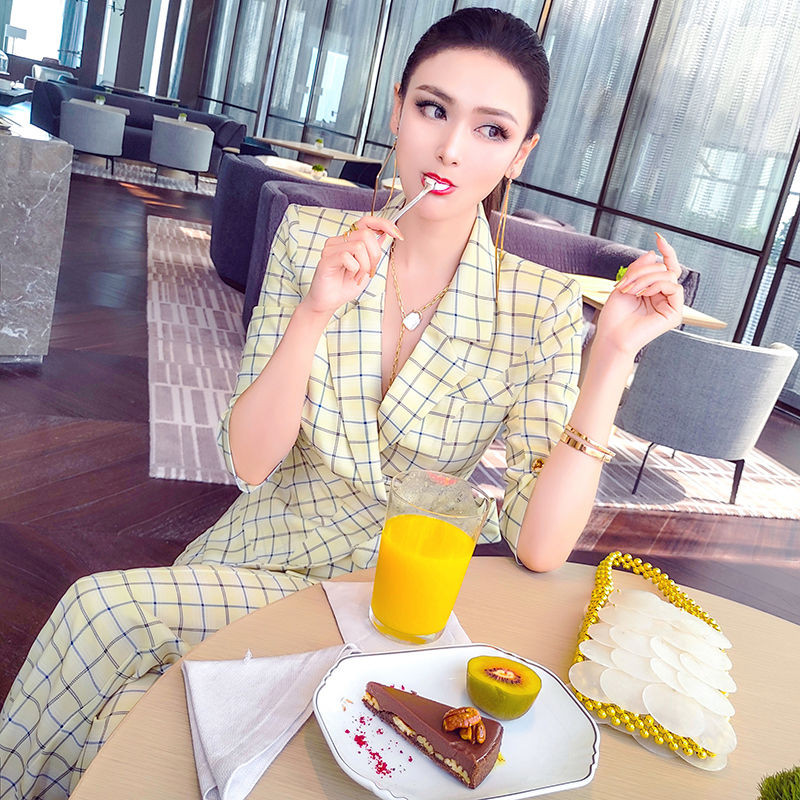 Tavaszi és nyári női irodai öltönygarnitúrák Női kockás nadrágkosztüm Alkalmi félujjú blézeröltönyök Női szett kétrészes ruha J46