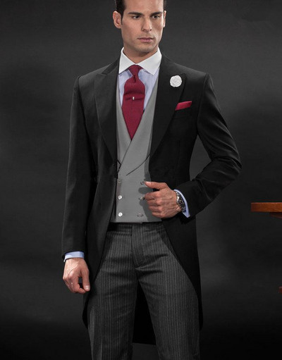 Új olasz frakk design férfi öltönyök esküvőre (kabát+nadrág+mellény) Elegáns Terno férfi öltöny szett Vőlegény vőlegény szmoking