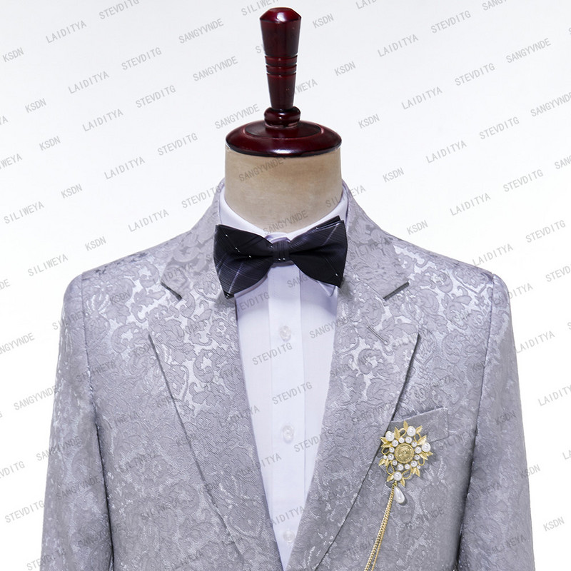 2023-as újdonság férfi öltönyök szürke esküvői szmoking vőlegénynek szatén hajtóka Vőlegények esküvői legjobb férfi (kabát+nadrág+mellény)