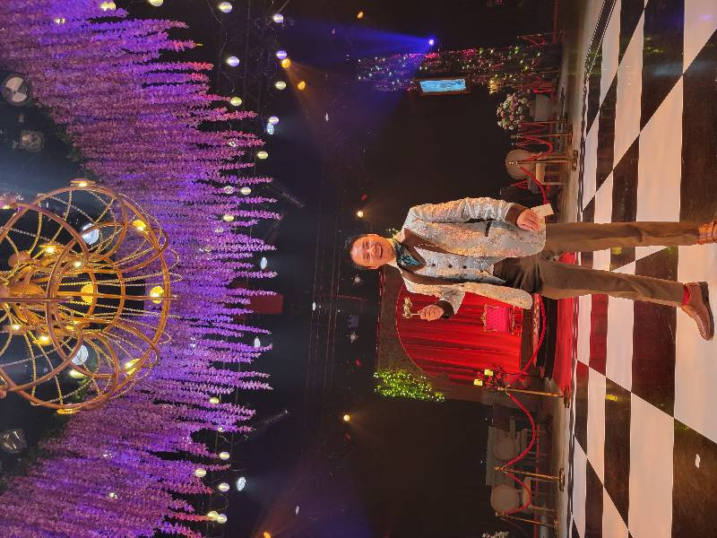 Luxus virágos esküvői szmoking vőlegénynek Slim Fit férfi öltönyök barna bársony csúcs hajtóka jelmez Homme 3 részes blézer mellény nadrág szettek