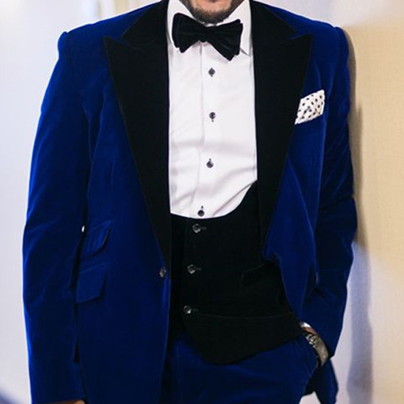 Royal Blue Velvet báli férfi öltönyök nagy méretű esküvőre, 3 részes fekete csúcsos hajtóka egyedi vőlegény szmoking 2022 férfi divatos ruhák