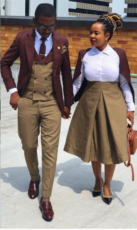 2023-as bordó férfi öltönyök esküvőre Szmoking Vőlegény Vőlegény Vőlegény legjobb férfi díszlet énekes előadó színpadi ruha mellény nadrág kabát 3 részes