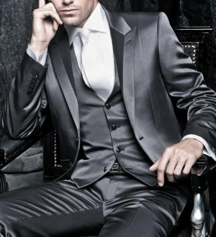 2023-as divat, alkalmi, egyedi gyártású vőlegény szmoking sötétkék, csúcs hajtókás esküvői/bálozói legjobb férfi öltönyök (kabát+nadrág+mellény)