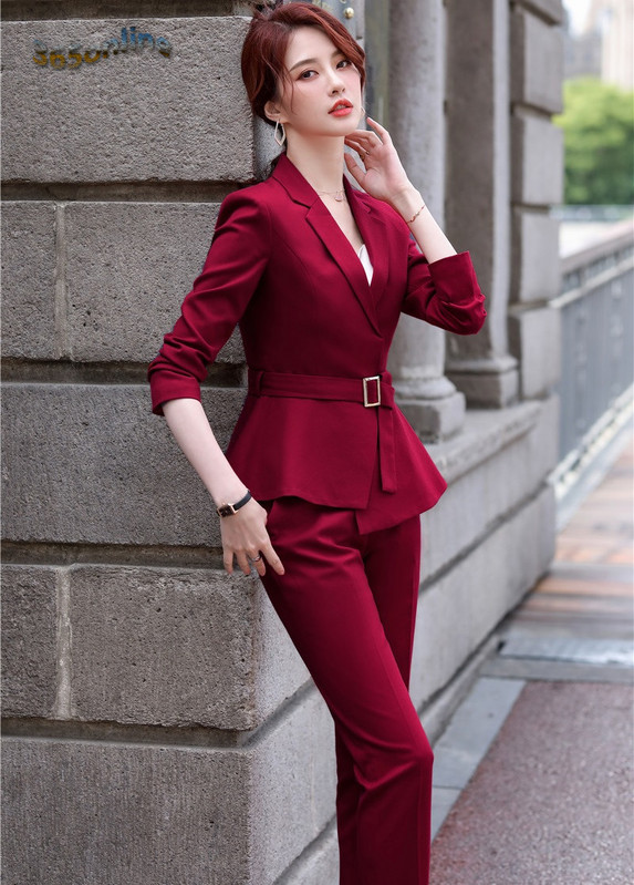 Elegáns piros formális formatervezési nadrágkosztümök nadrággal és dzsekik Kabát női munkavégzésre Blézer övvel