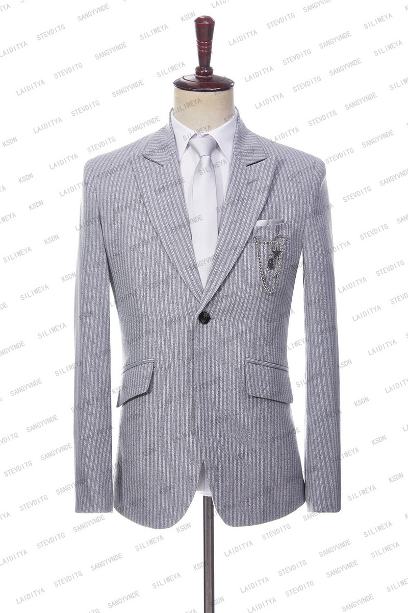 2023-as divat új férfi nyári alkalmi lenvászon öltönyök szürke fehér függőleges csíkos üzleti ruha esküvői vőlegény 2 db szett kabát nadrág