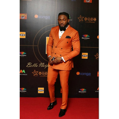 Elegáns barna alkalmi üzleti férfi öltönyök 2019-es Mariage Homme esküvői szmoking Vőlegény öltönyök férfi szmoking (kabát+nadrág)