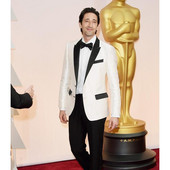 Új, 2022-es, egyedi gyártású esküvői szmoking fehér (dzseki+nadrág) 2 darabos normál vőlegény, legjobb férfi vőlegény férfi öltöny báli alkalmi alkalomra