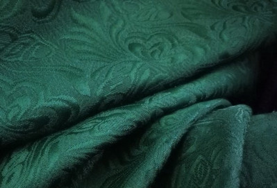 Kétsoros vőfély bordó mintás vőlegény szmoking kendő bársony hajtóka férfi öltöny esküvői ( kabát + nadrág + nyakkendő )