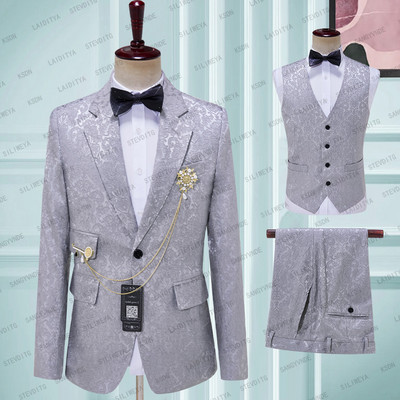 2023-as újdonság férfi öltönyök szürke esküvői szmoking vőlegénynek szatén hajtóka Vőfélyek esküvői legjobb férfi (kabát+nadrág+mellény)