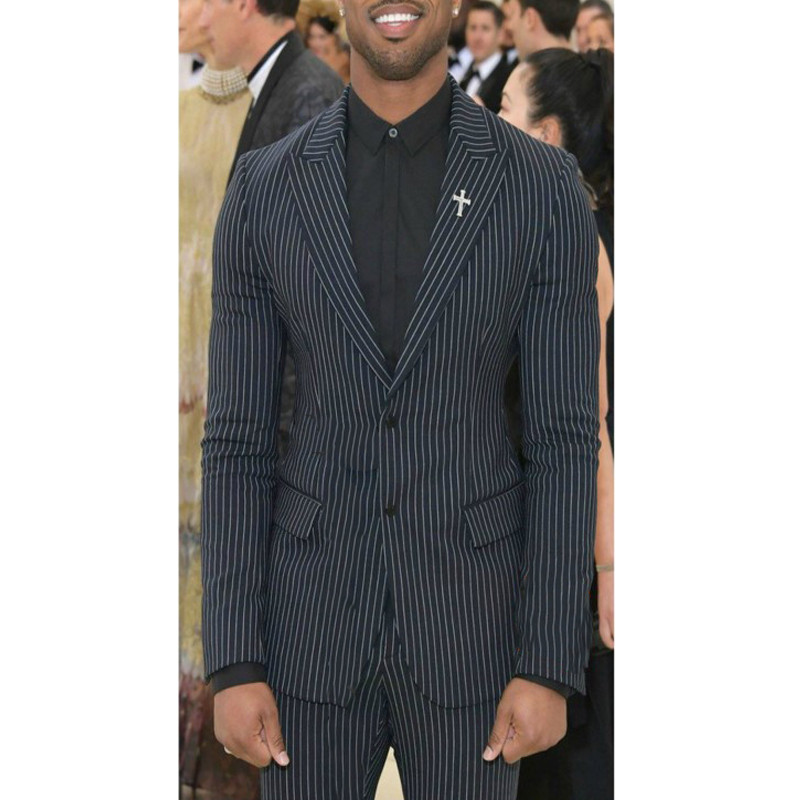 Fekete, fehér csíkos férfi öltönyök, karcsú, üzleti vőlegény viselet, szmoking, férfi divat, 2 részes, 2 részes blézer nadrággal, legújabb stílus