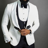 Virágos, jacquard férfi öltöny, karcsú szabású, fekete pillangós csatos kendővel, vőlegény szmoking esküvőre, 3 részes férfi divatjelmez