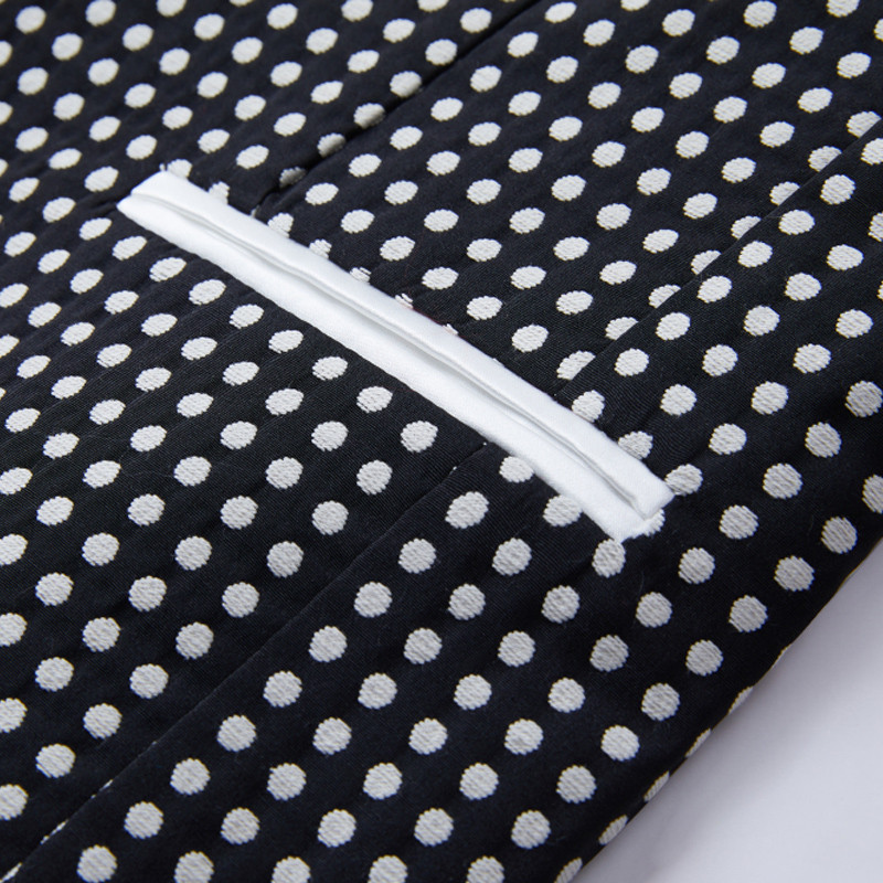 Fekete báli öltöny pontokkal karcsúsított, esküvői vőlegény szmoking, 2 részes férfi divatjelmez 2022 (kabát + nadrág)