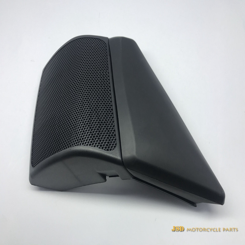 Honda Golden Wing GL1800 2006-2017-hez a hangszórófedél/hangszóróháló/hangszóróburkolat után