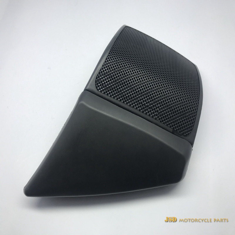 Honda Golden Wing GL1800 2006-2017-hez a hangszórófedél/hangszóróháló/hangszóróburkolat után