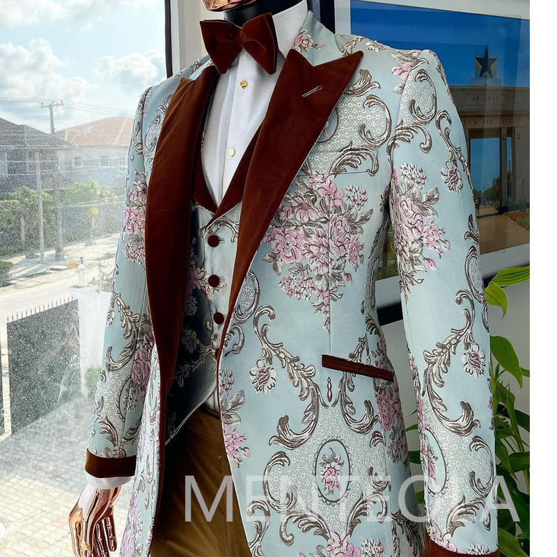 Costume pentru bărbați din jacquard cu flori slim Fit pentru bal de absolvire din catifea cu rever cu vârf de nuntă Tuxedo de mire Blazer 3 piese cu pantaloni vest 2023