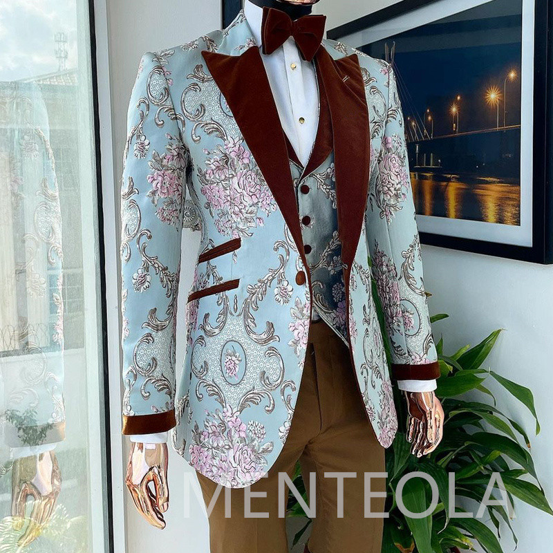 Costume pentru bărbați din jacquard cu flori slim Fit pentru bal de absolvire din catifea cu rever cu vârf de nuntă Tuxedo de mire Blazer 3 piese cu pantaloni vest 2023