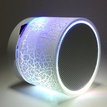 Нов горещ преносим високоговорител за крак LED цветни светлини Високоговорител за спалня на открито Съвместим с Bluetooth