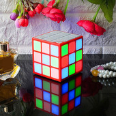 Mini difuzor portabil cub Bluetooth Mini cub magic Difuzor colorat fără fir Bluetooth Lumină bliț LED cu card TF