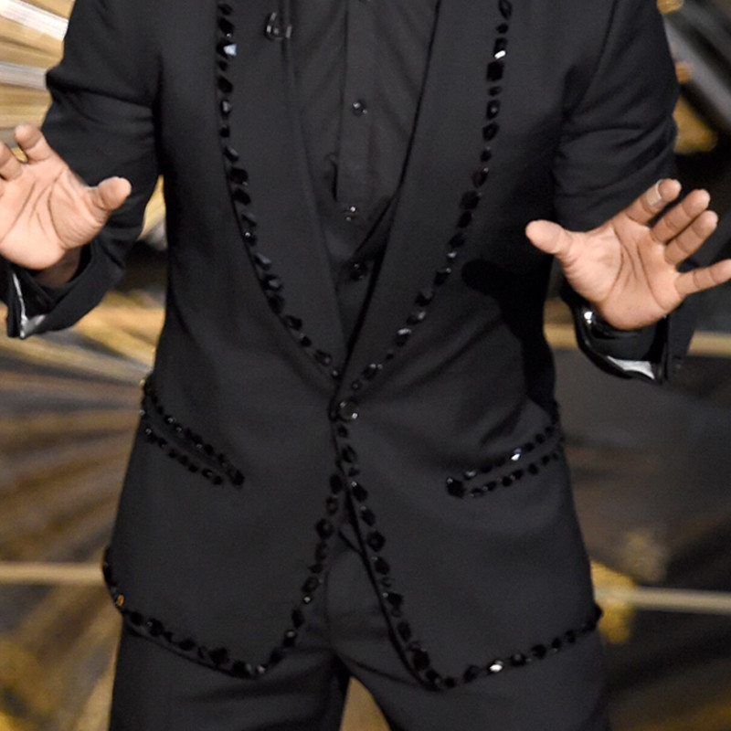 Costume pentru bărbați de nuntă slim cu mărgele negre pentru bal de absolvire Tuxedo de mire 2 piese Ultimul design de haine cu pantaloni Moda masculină africană 2022