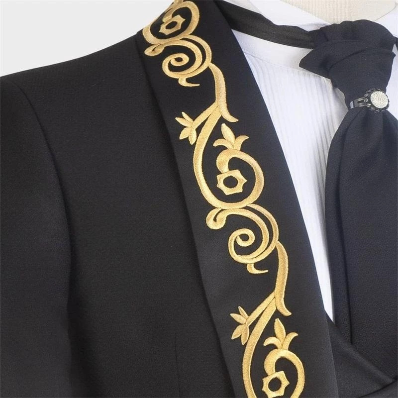 Costume negre de bal pentru bărbați, slim fit cu aplicație aurie, șal brodat cu rever, smoking de nuntă pentru mire, blazer de modă masculină 2023