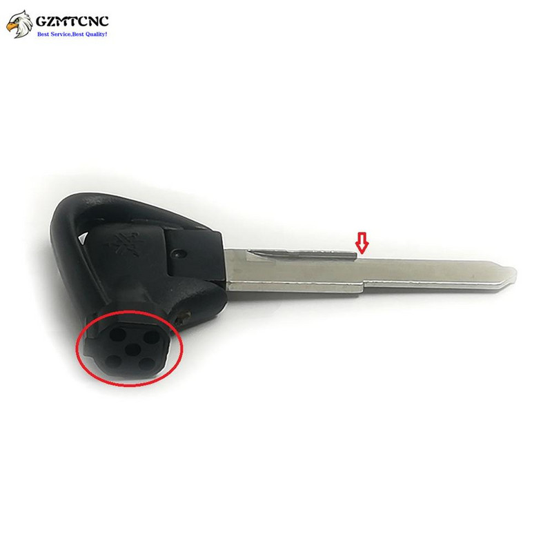 Visiškai naujas pakaitinis raktas, nenupjautas Yamaha paspirtuko uždegimo rakto tuščias kairysis / dešinysis Grove mentės magnetas nuo vagystės užrakto raktai
