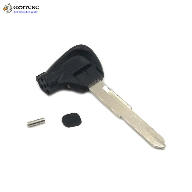 Visiškai naujas pakaitinis raktas, nenupjautas Yamaha paspirtuko uždegimo rakto tuščias kairysis / dešinysis Grove mentės magnetas nuo vagystės užrakto raktai