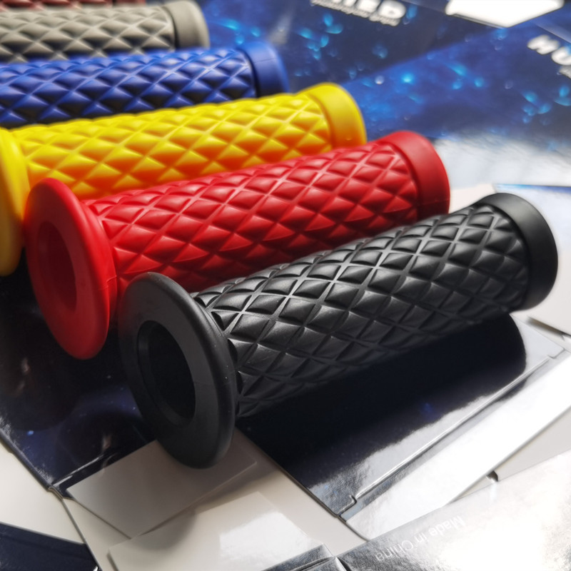 Novi 7/8'' 22MM univerzalni rukohvati za upravljač motocikla Cafe Racer Vintage rukohvat za motocikle CG/GN/GS125