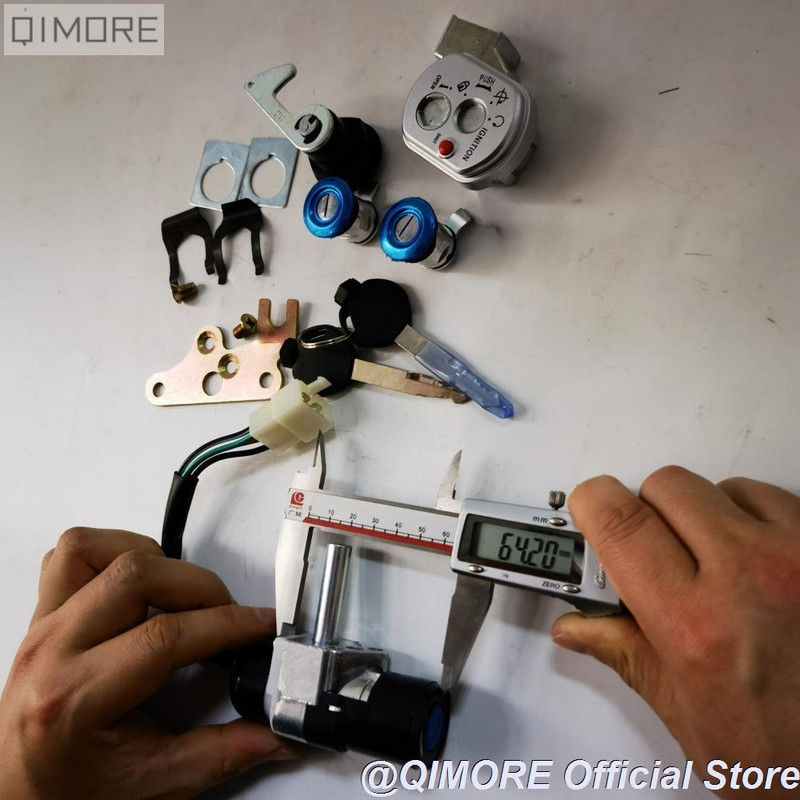 Set de chei/încuietori pentru comutator de aprindere cu 4 fire (Tip II) pentru trotinete chinezești Zoomer Ruckus Style Set de încuietori Icebear Maddog