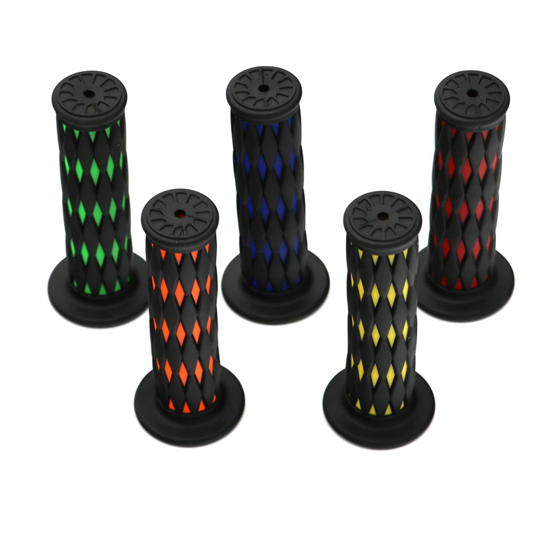 Rukoväte MoFLyeer na motocykle so vzorom a protišmykovou funkciou pre vysoko kvalitné motocykle