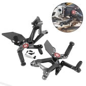 Ducati PANIGALE V4S V4 V4R Streetfighter V4 2018-2023 motorkerékpárhoz, CNC és Carbon Fiber Racing Rearset lábtartó lábtartó hátsó készlet