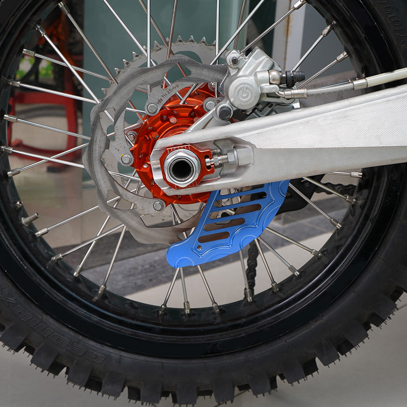 Hátsó féktárcsavédő védő a KTM 125 200 250 300 350 400 450 525 530 560 EXC EXCF SX SXF XC XCF XCW Husqvarna Husaberghez