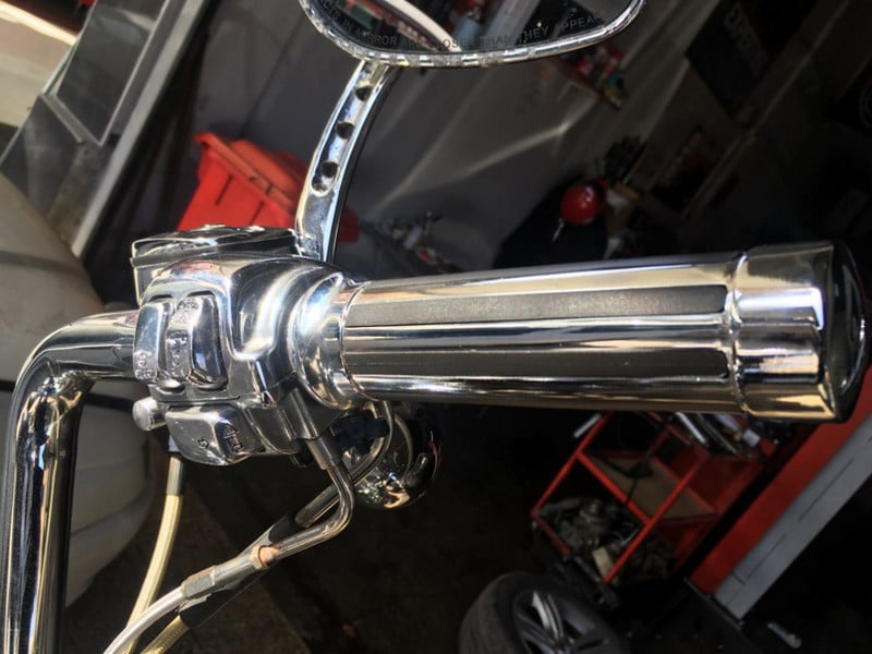 1" chrómové rukoväte na motocykel pre Harley Davidson Softail Dyna Electra Street Road Glide Fat Bad Boy Sportster Iron 883 1200